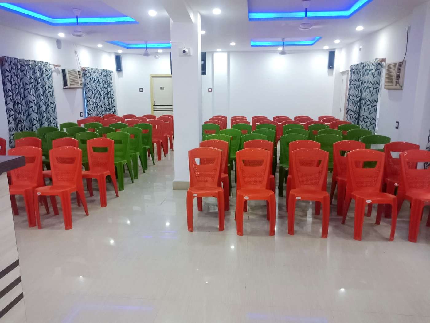 Conference Seating & Meetings